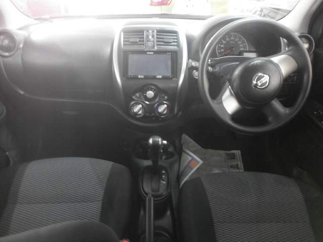 Nissan March - 3 - Family Cars  on Aster Vender