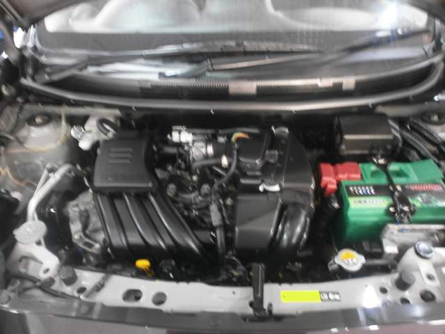 Nissan March - 6 - Family Cars  on Aster Vender