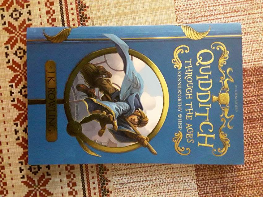 JK ROWLING :Quidditch Through The Ages on Aster Vender