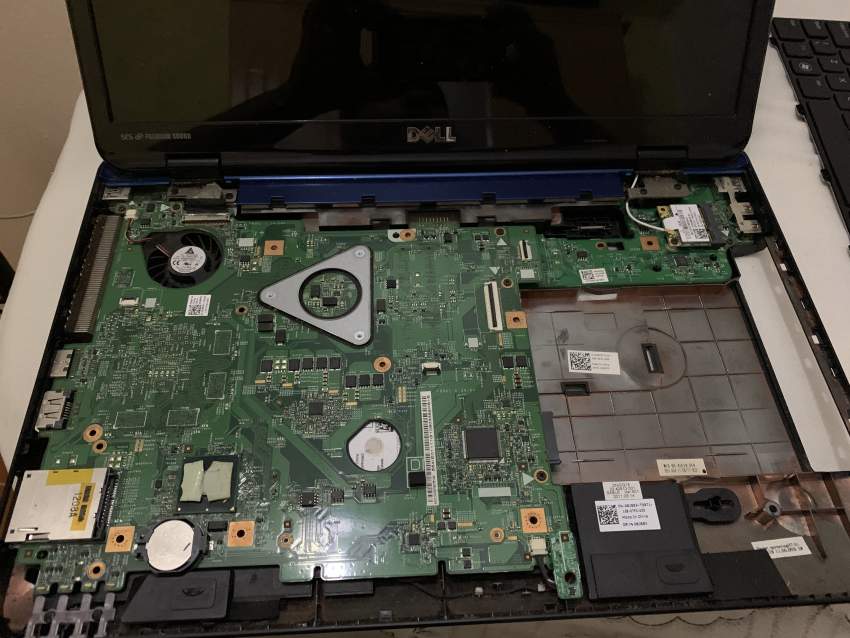 IT TECHNICIAN - 8 - Computer repairs  on Aster Vender