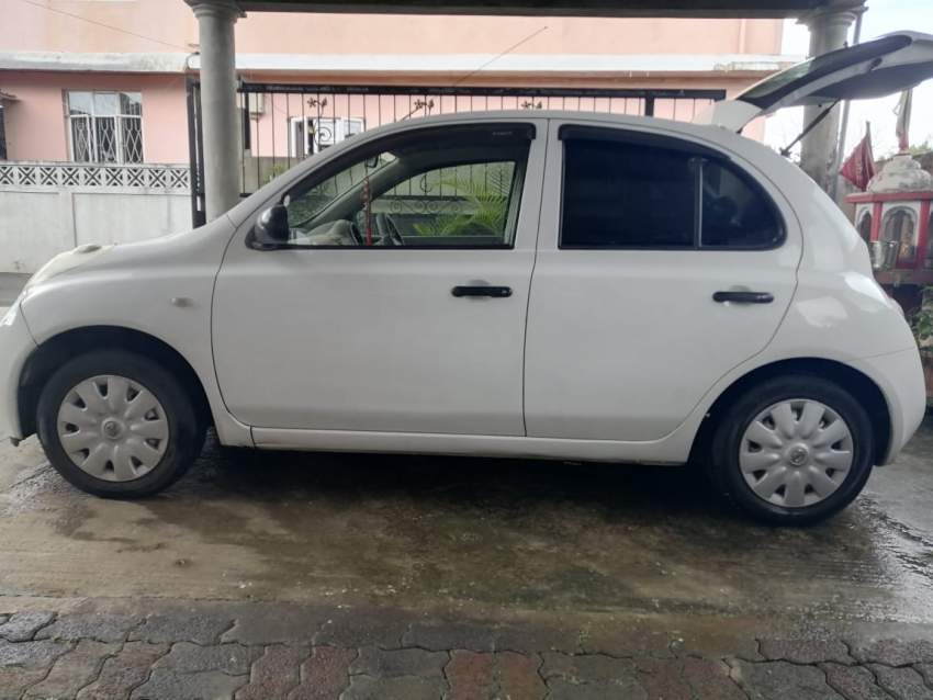 Nissan March AK 12 - 0 - Compact cars  on Aster Vender