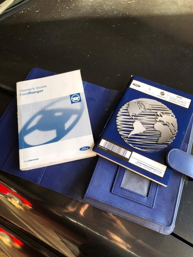 Ford Ranger 2010 XLT 2.5TD - 5 - Pickup trucks (4x4 & 4x2)  on Aster Vender