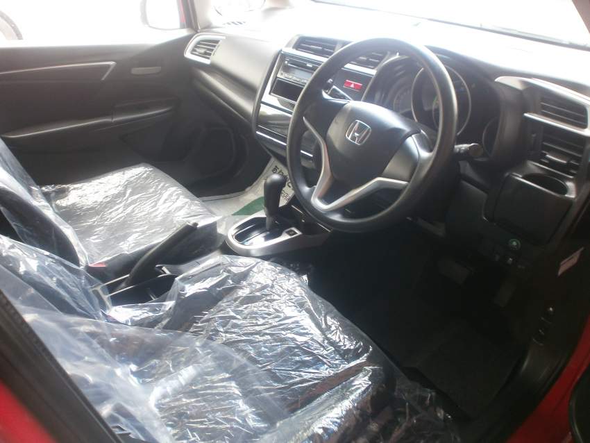 HONDA FIT - 6 - Family Cars  on Aster Vender