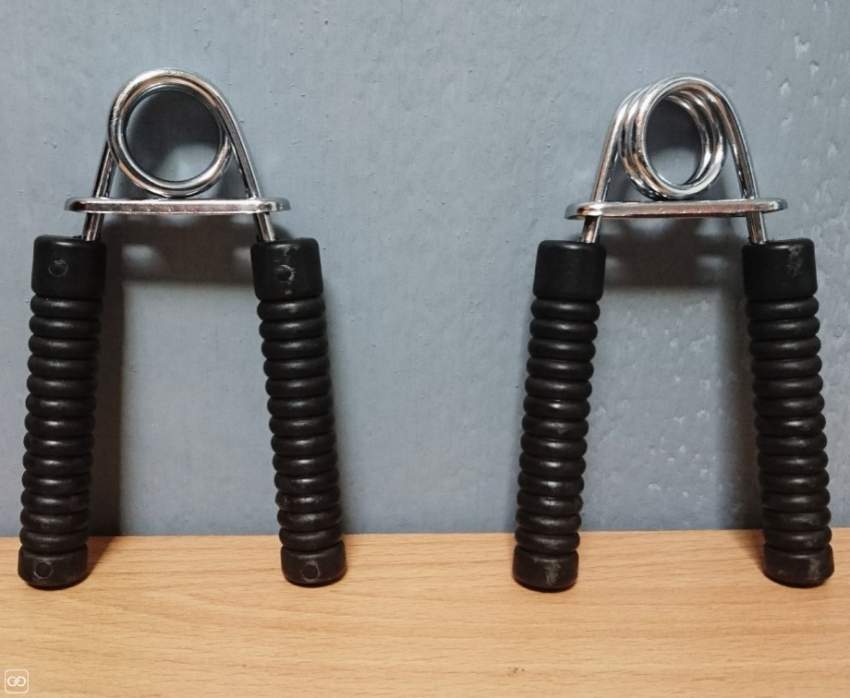 HAND GRIPPER on Aster Vender