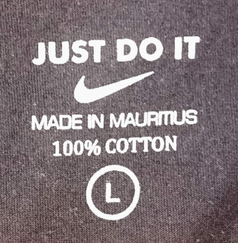 T-SHIRT - NIKE - SIZE L - 2 - T shirts (Men)  on Aster Vender