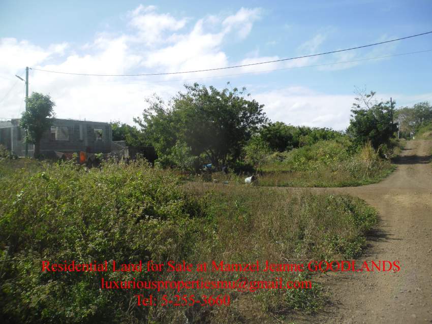 GOODLANDS – Melle Jeanne TERRAIN A VENDRE - 1 - Land  on Aster Vender