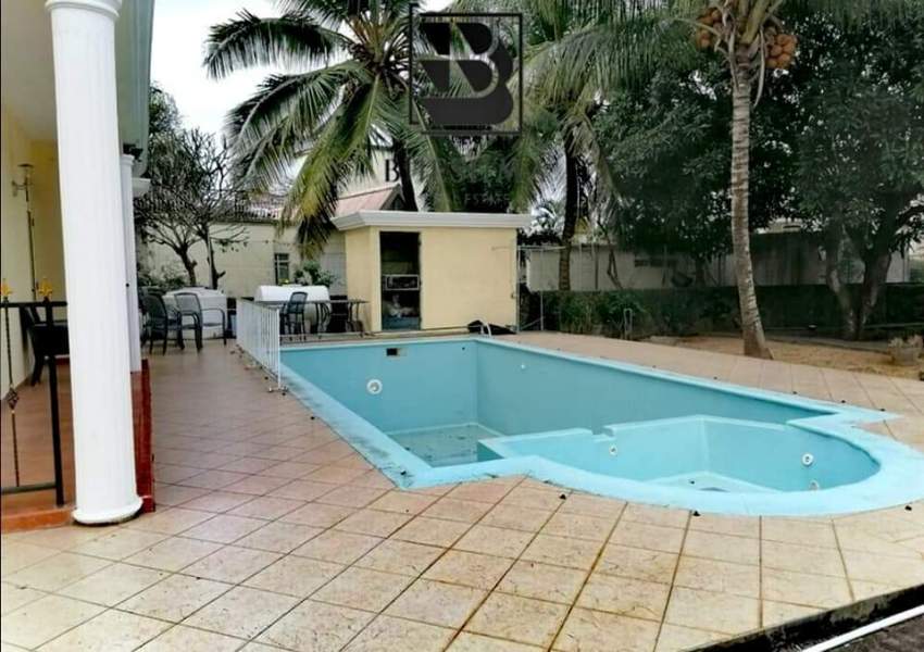 3 storey, 8 bedrooms bungalow in Mont Choisy for sale - 7 - Beach Houses  on Aster Vender