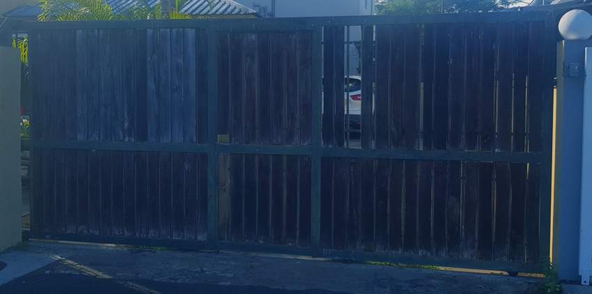 Portail coulissant - 0 - Others  on Aster Vender