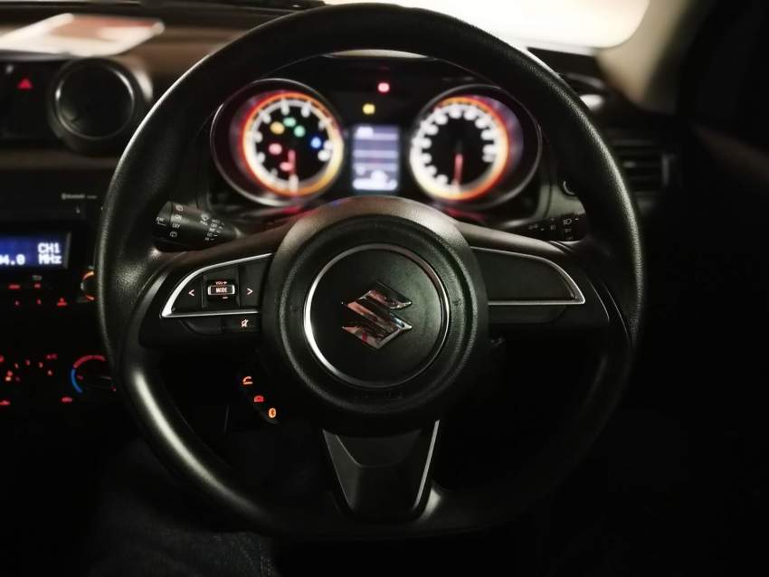 2018 Suzuki swift  - 1 - Family Cars  on Aster Vender