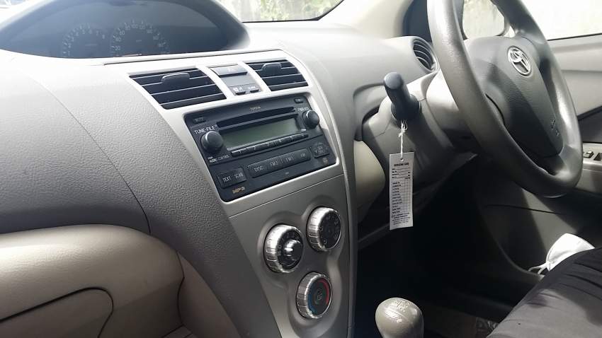 TOYOTA YARIS SEDAN WITH SPOILER  - 1 - Sport Cars  on Aster Vender