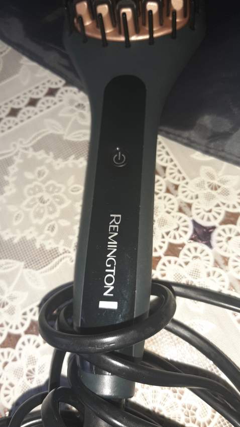 Fer à lisser - 0 - Other Hair Care Tools  on Aster Vender