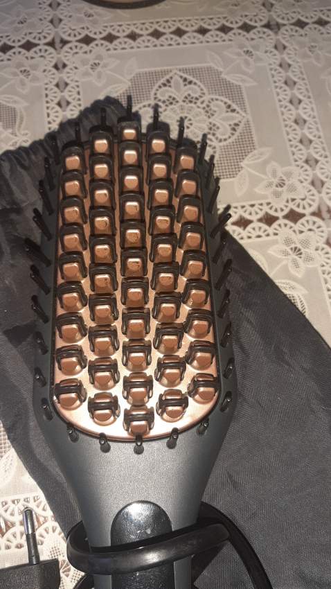 Fer à lisser - 2 - Other Hair Care Tools  on Aster Vender