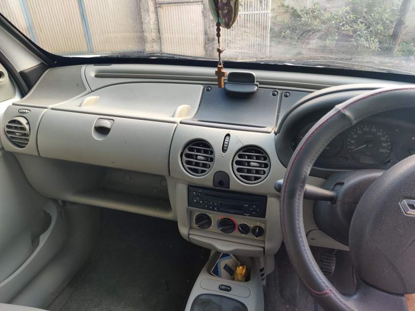 Renault Kangoo - 4 - Cargo Van (Delivery Van)  on Aster Vender