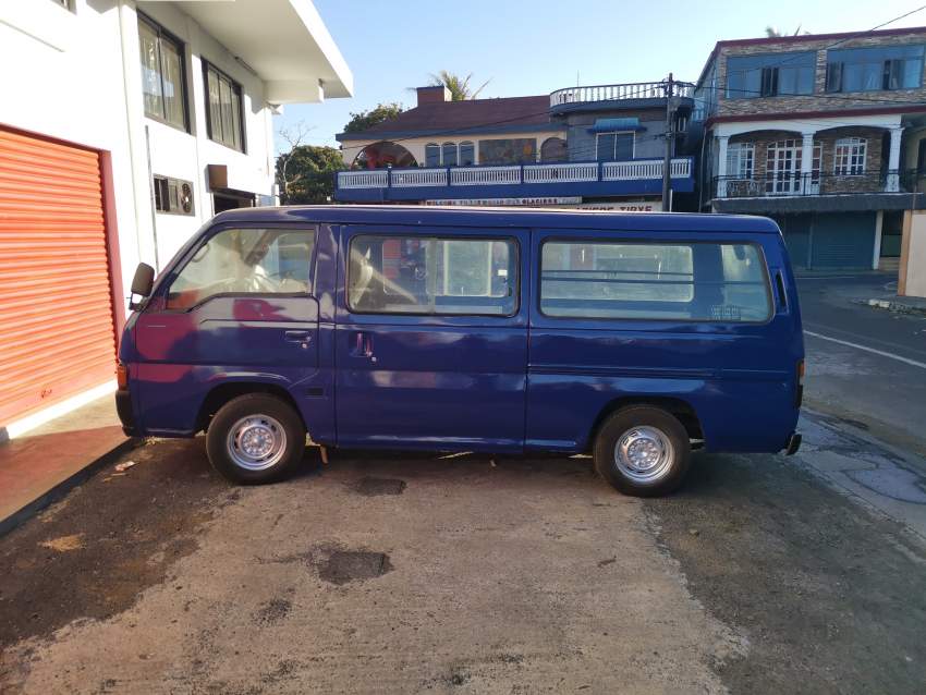 Van for sales - 2 - Cargo Van (Delivery Van)  on Aster Vender