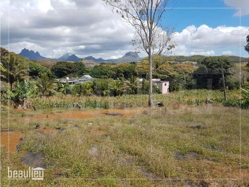 Residential land of 10 Perches in Congomah on Aster Vender