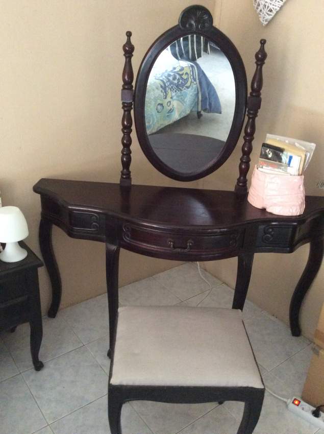 Ensemble chambre à coucher - 2 - Bedroom Furnitures  on Aster Vender