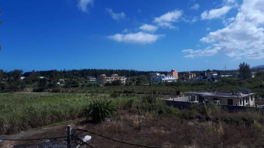 A NEW STUDIO ON SALE / UN STUDIO NEUVE A VENDRE - 4 - Room in House  on Aster Vender