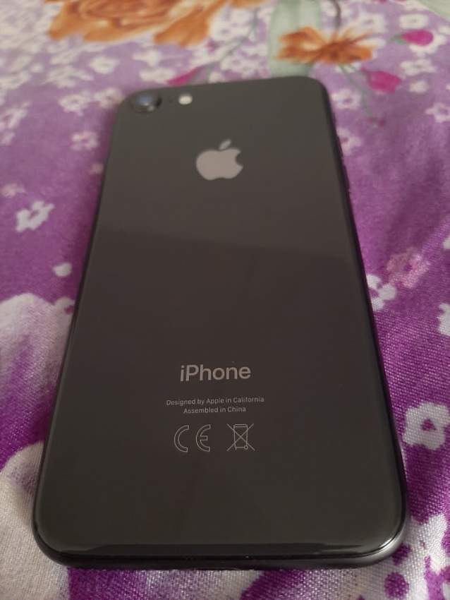 Iphone 8 256Gb no scratches - 2 - All electronics products  on Aster Vender
