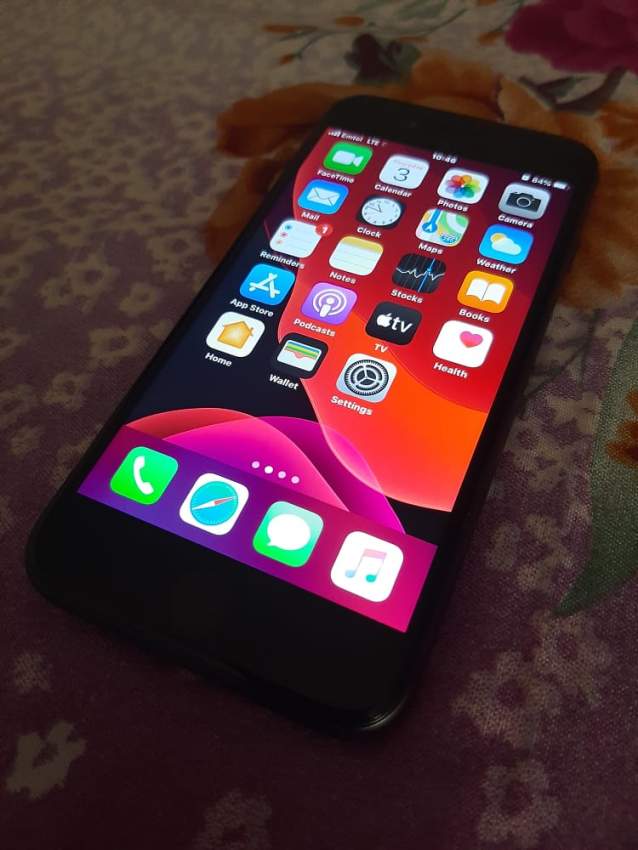 Iphone 8 256Gb no scratches - 1 - All electronics products  on Aster Vender