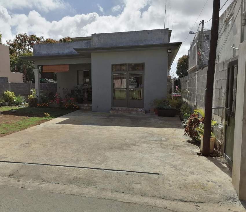 House for sale Aster Vender House