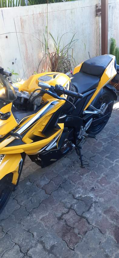 Pulsar Rs200 - 1 - Sports Bike  on Aster Vender