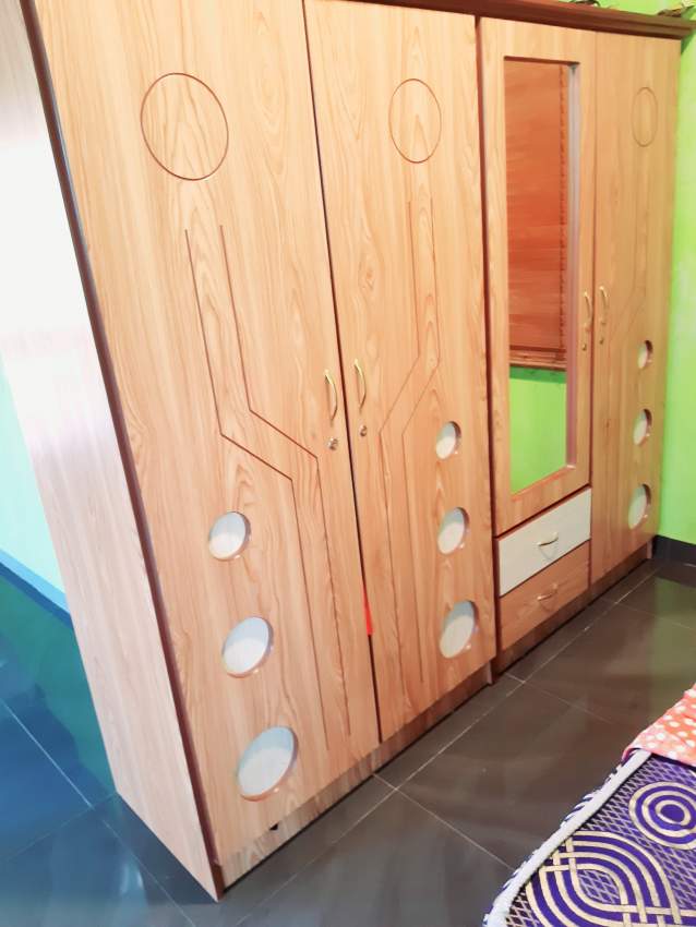 wardrobe good condition 4 doors for sale. - 1 - Bedroom Furnitures  on Aster Vender