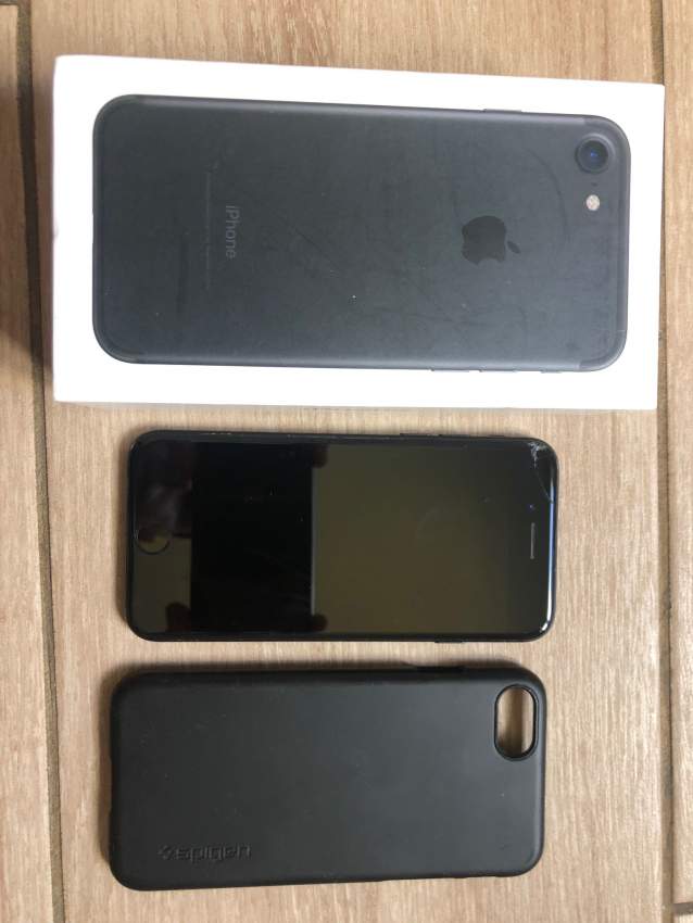 iPhone 7 Black , 32GB with Box - Good condition  - 5 - iPhones  on Aster Vender
