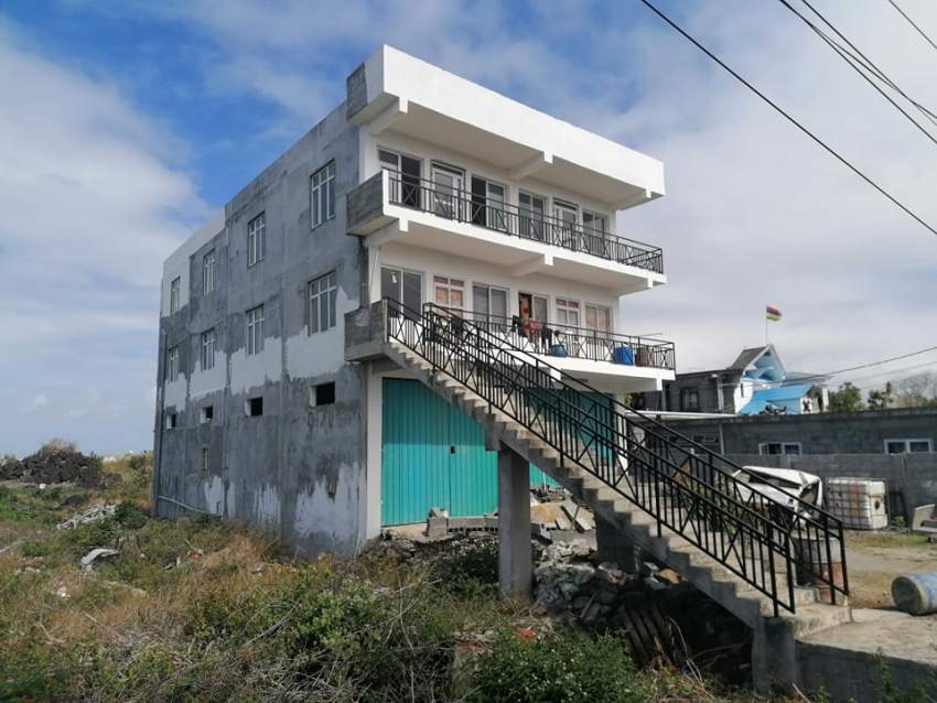 Building for sale or rent Goodlands - 3 - Commercial Space  on Aster Vender