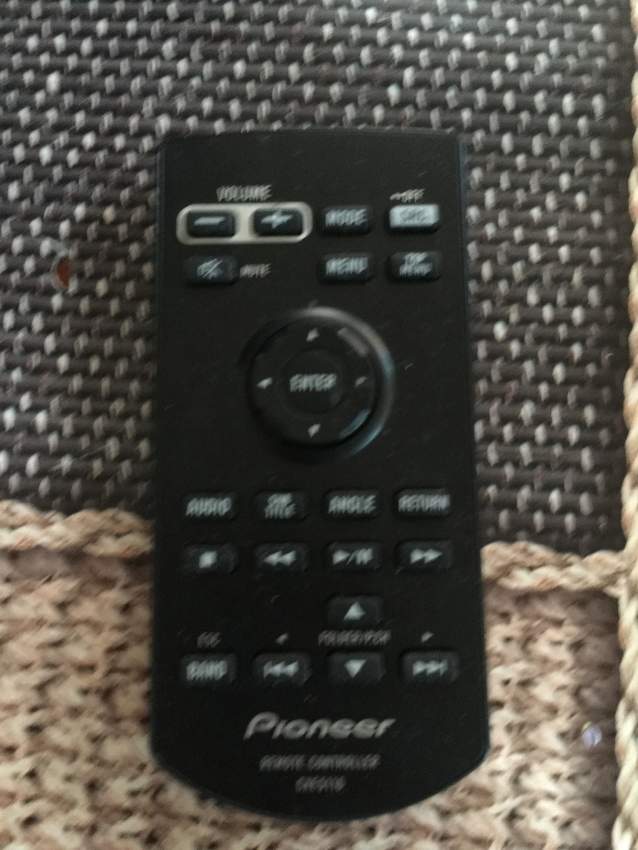 Pioneer AVH-X595BT on Aster Vender