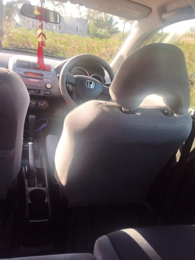 Honda fit 02 Car  - 5 - Family Cars  on Aster Vender