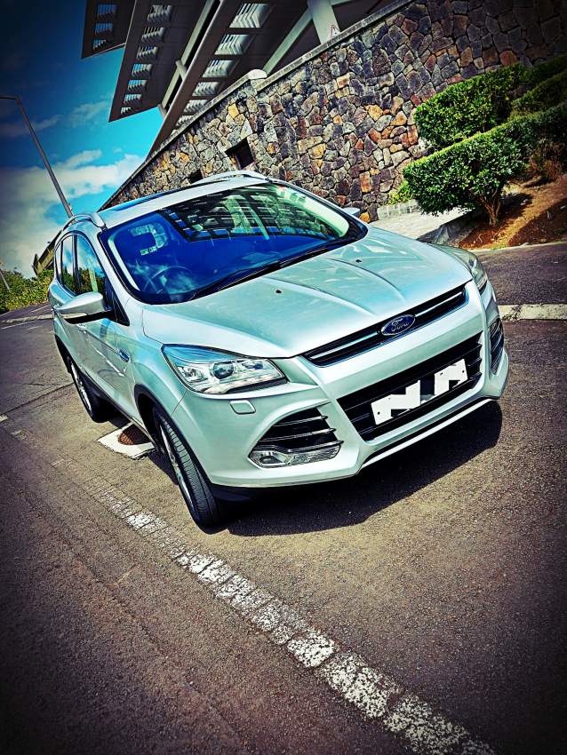 Ford Kuga Titanium 4WD - 1 - SUV Cars  on Aster Vender