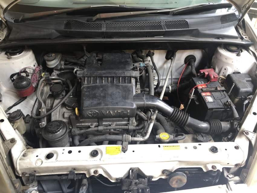 Toyota Vitz Year 00 - 4 - Compact cars  on Aster Vender