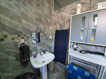 APARTMENT ON RENT IN COROMANDEL - 4 - Apartments  on Aster Vender