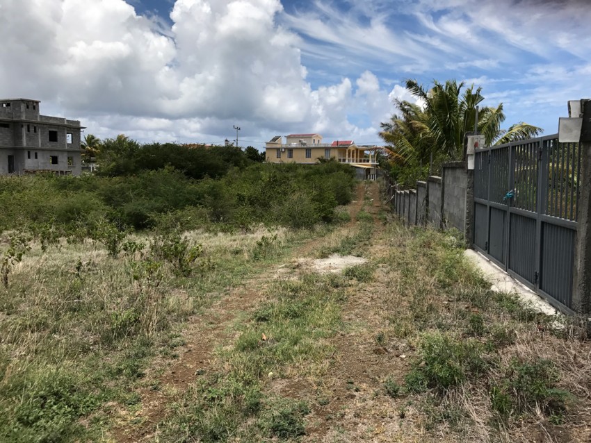 Cap Malheureux - 1 - Land  on Aster Vender