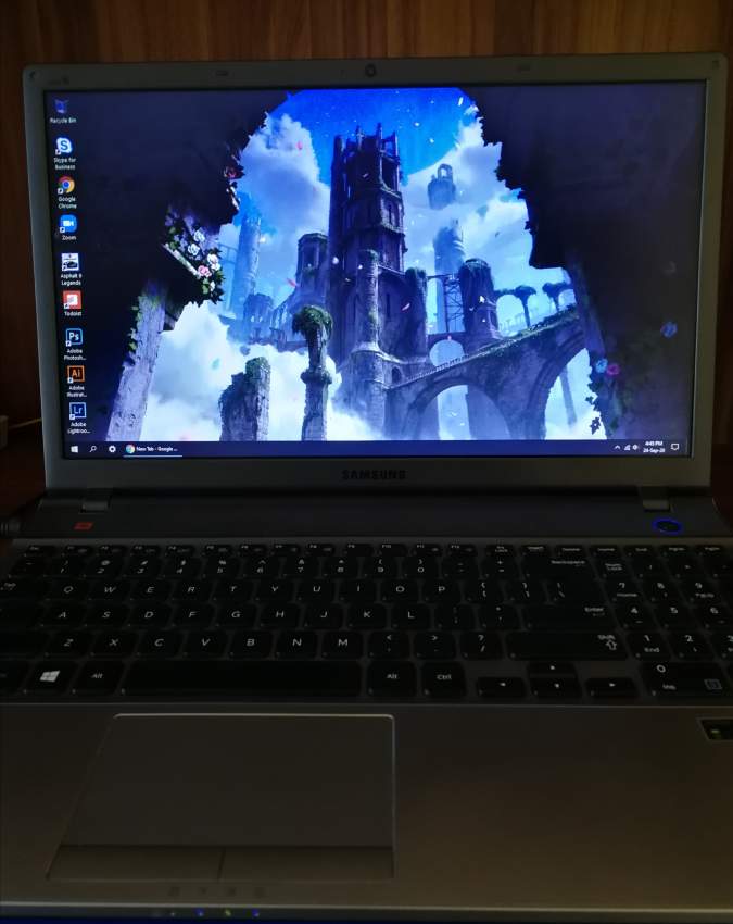 Samsung 15.6-Inch Laptop (Silver) - Négociable - 2 - Laptop  on Aster Vender