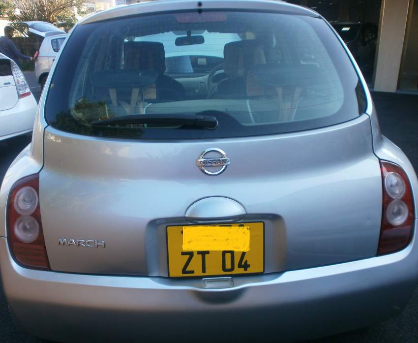 Nissan March - 6 - Family Cars  on Aster Vender