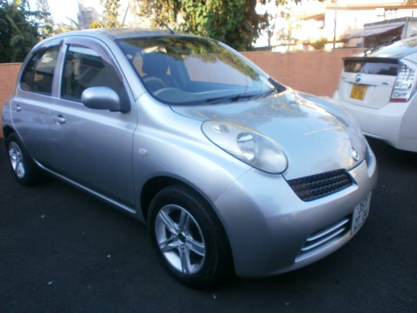 Nissan March - 1 - Family Cars  on Aster Vender