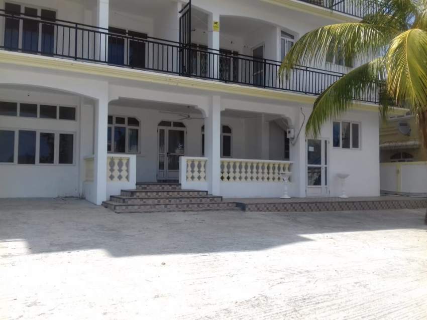 APPARTEMENT - 2 CHAMBRES - Flic en Flac on Aster Vender