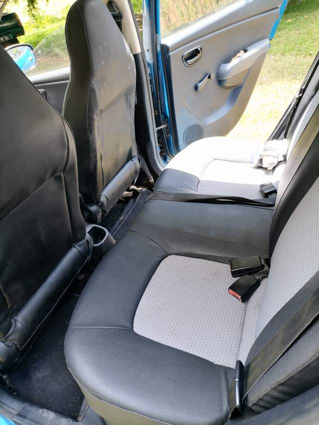 Hyundai i10 - 1 - Family Cars  on Aster Vender