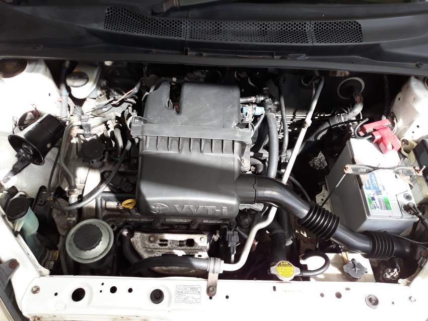 TOYOTA VITZ 03 FOR SALE [AUTOMATIC] - 3 - Family Cars  on Aster Vender