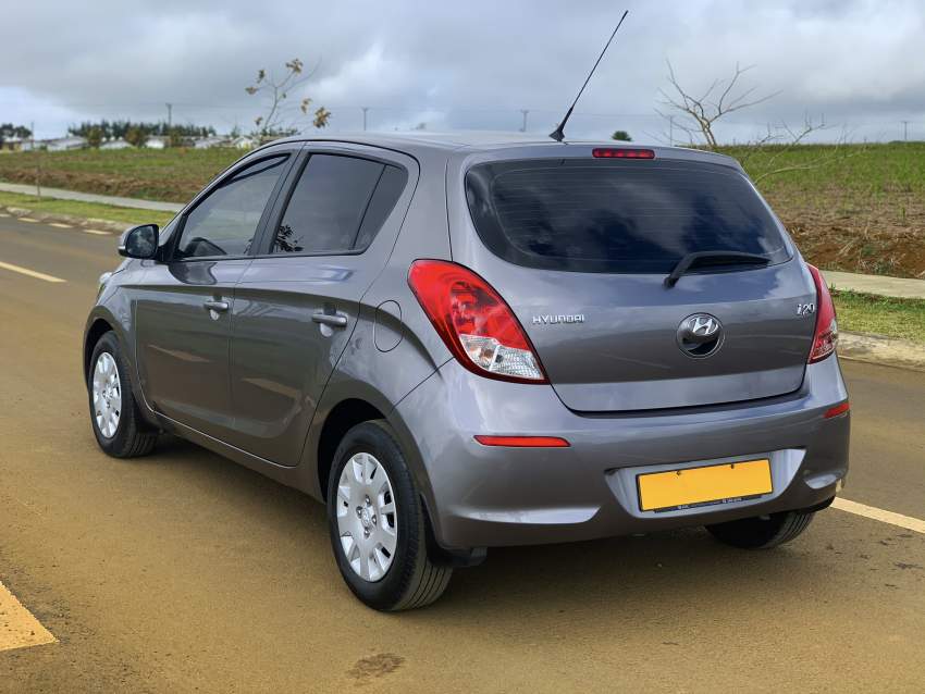 Hyundai i20 Sep 2013 - 4 - Compact cars  on Aster Vender