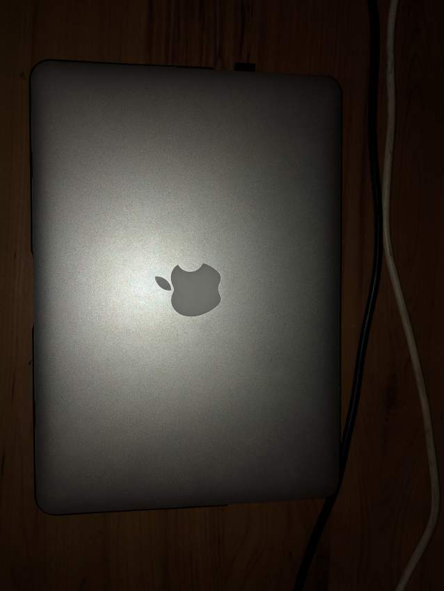 Mac book pro - 1 - Laptop  on Aster Vender