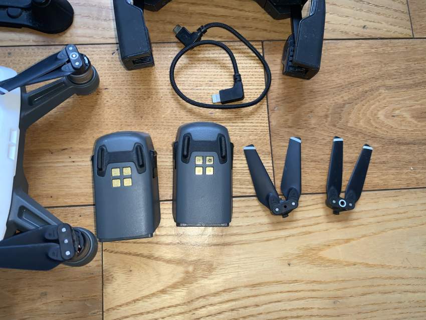 Dji spark - 1 - Drone  on Aster Vender