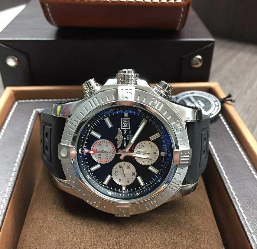 Breitling Super Avengers II - 2 - Others  on Aster Vender