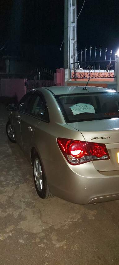 Chevrolet Cruz - 2 - Family Cars  on Aster Vender
