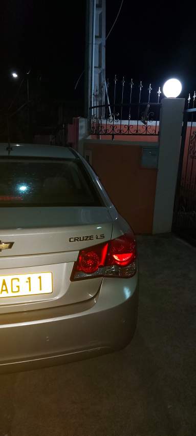 Chevrolet Cruz - 3 - Family Cars  on Aster Vender