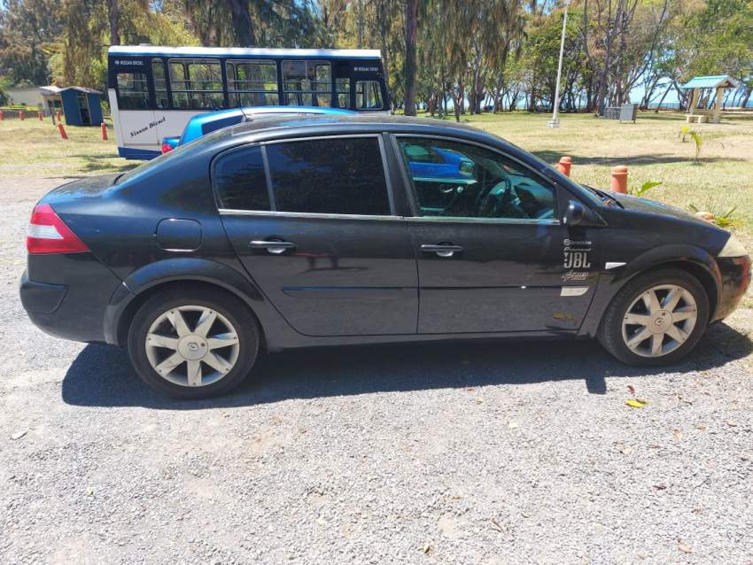 Renault Mégane - 0 - Family Cars  on Aster Vender