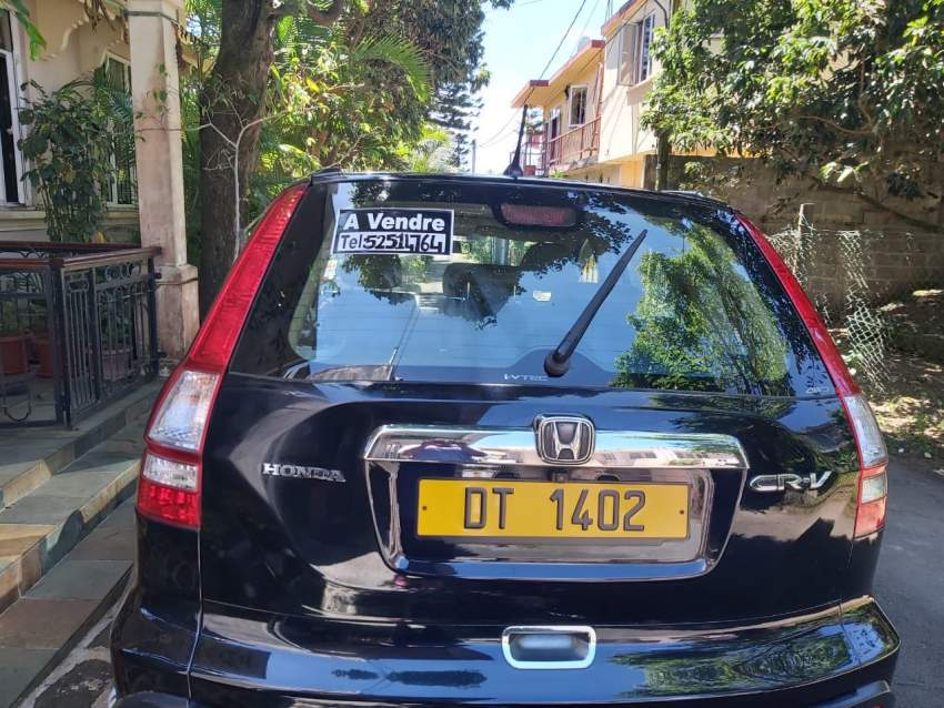 HONDA CRV-SUV - 9 - SUV Cars  on Aster Vender