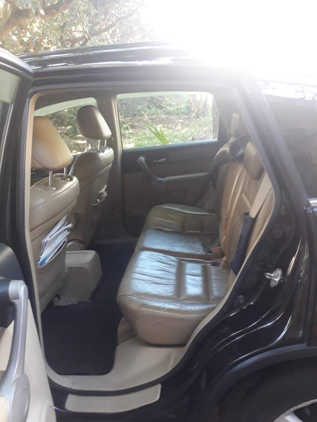 HONDA CRV-SUV - 1 - SUV Cars  on Aster Vender