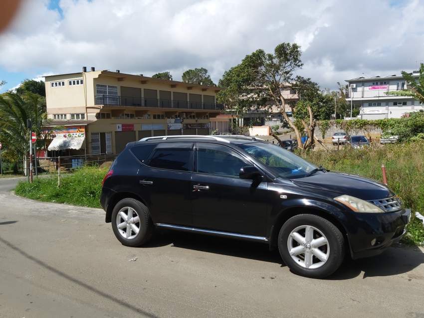 Urgent Sale Nissan Murano - 4 - SUV Cars  on Aster Vender